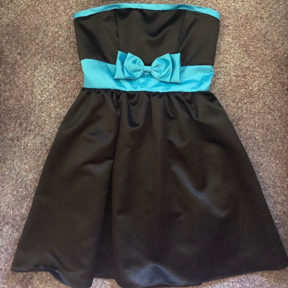 Black dress with baby blue features